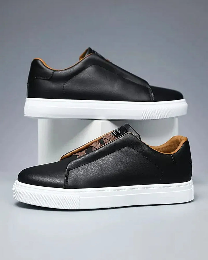 Chase - Classic Vegan Sneakers