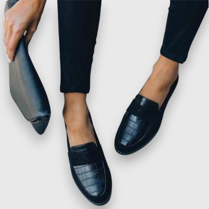 Leora | Loafer