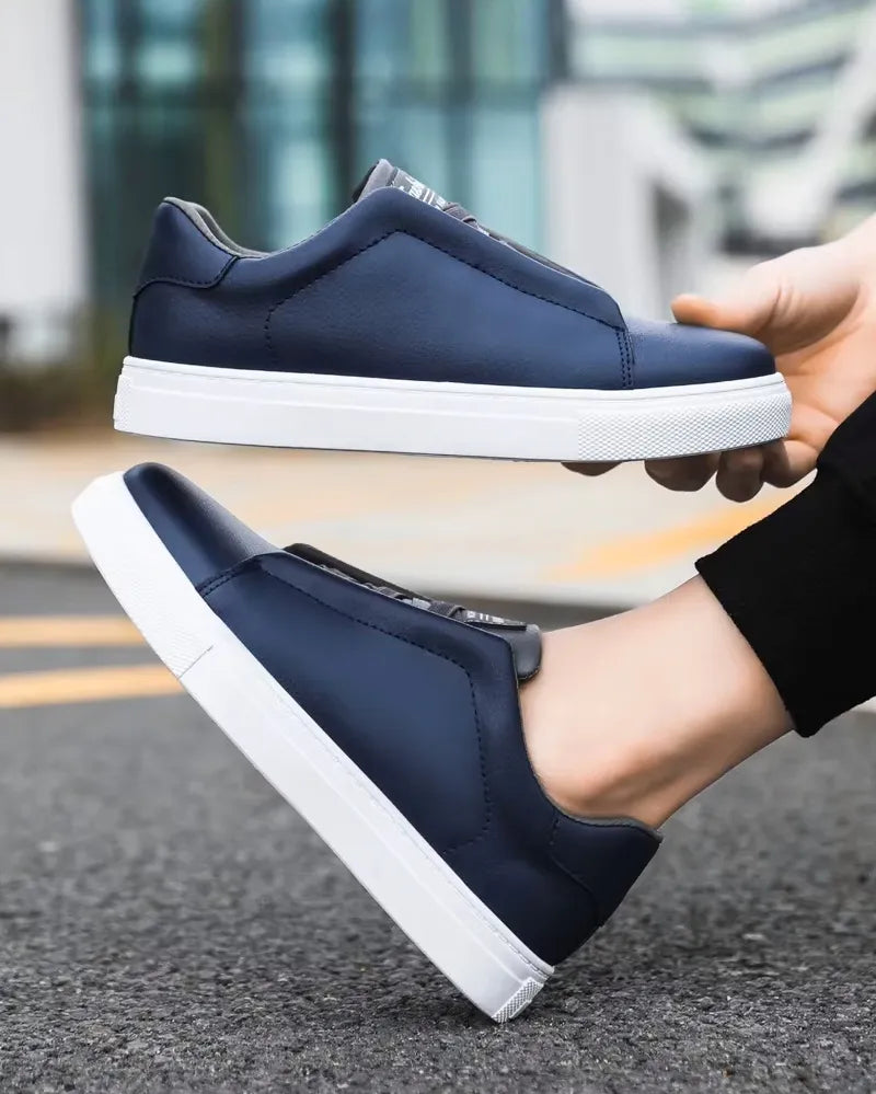 Chase - Classic Vegan Sneakers