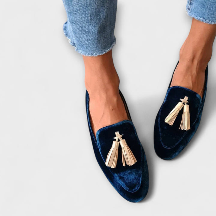Kera | Vintage-inspired loafers with fringe